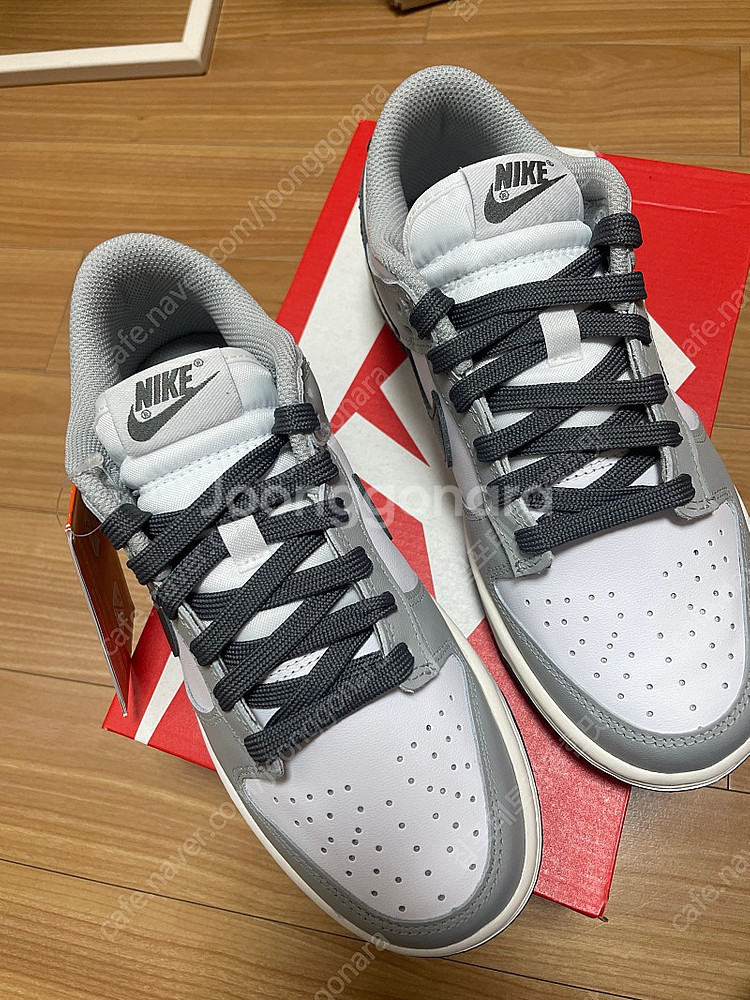 나이키 스모크그레이 230 팝니다--2