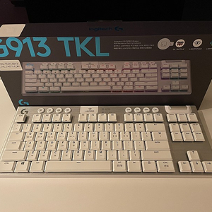 로지텍 G913 TKL 택타일 갈축 [화이트] 팝니다.