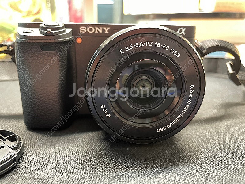 소니 알파 A6400 (16-50mm 번들 렌즈 포함)--2