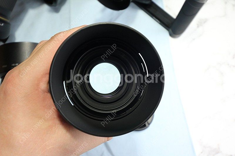 니콘 50mm(50.4g), 85mm(85.8g) 렌즈...--5