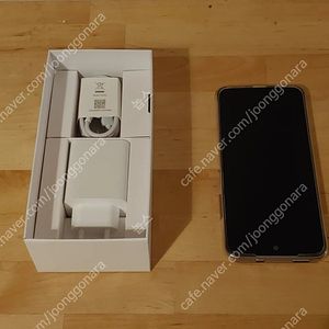 새제품급) 샤오미 홍미노트 10 화이트 128gb 팝니다.