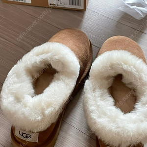 UGG 어그 니타