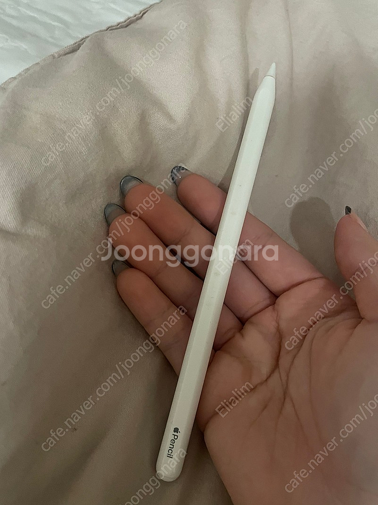아이패드 에어 M1 10.9 와이파이 64GB/매직키보...--6