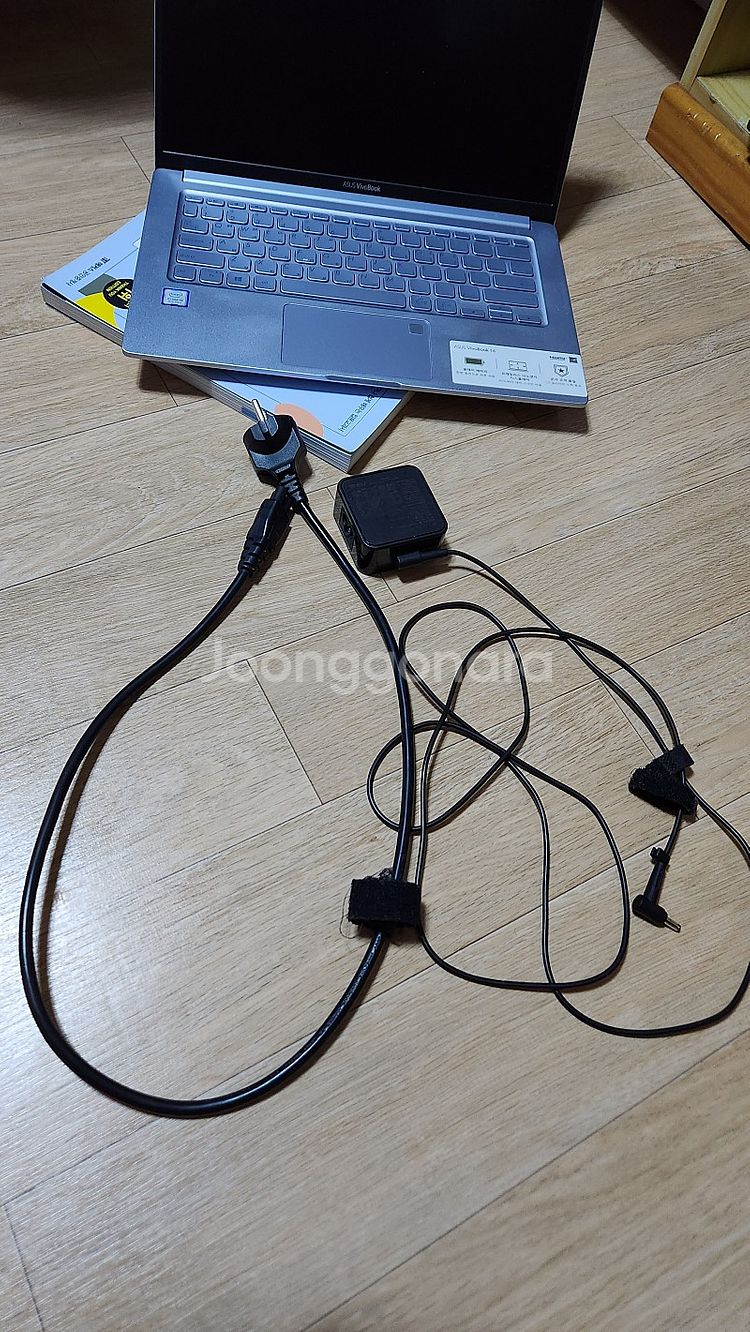 ASUS X403F 아수스 노트북 팝니다.--8