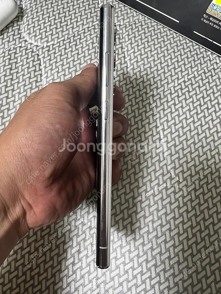 KT갤럭시s22울트라512GB화이트 팜니다--2