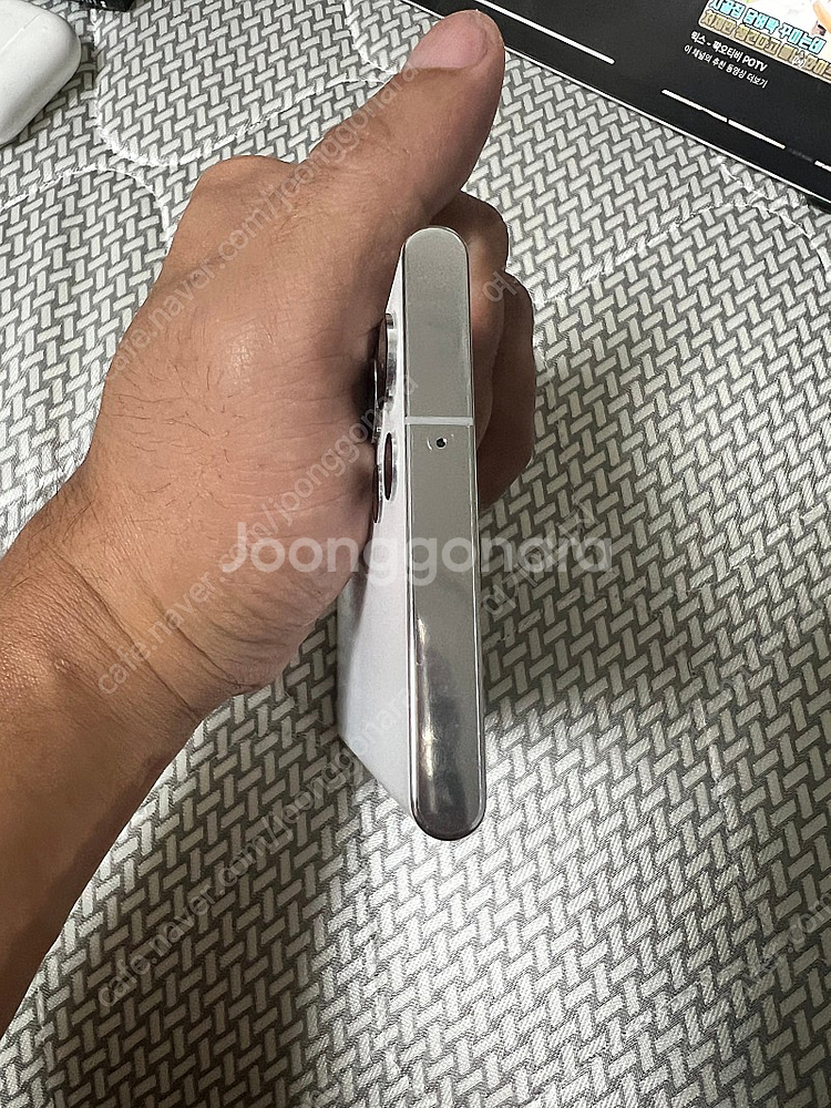 KT갤럭시s22울트라512GB화이트 팜니다--4