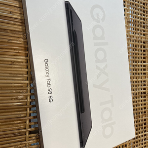 갤럭시탭 S8 5G 그라파이트 미개봉 + 정품 키보드북커버 가격인하