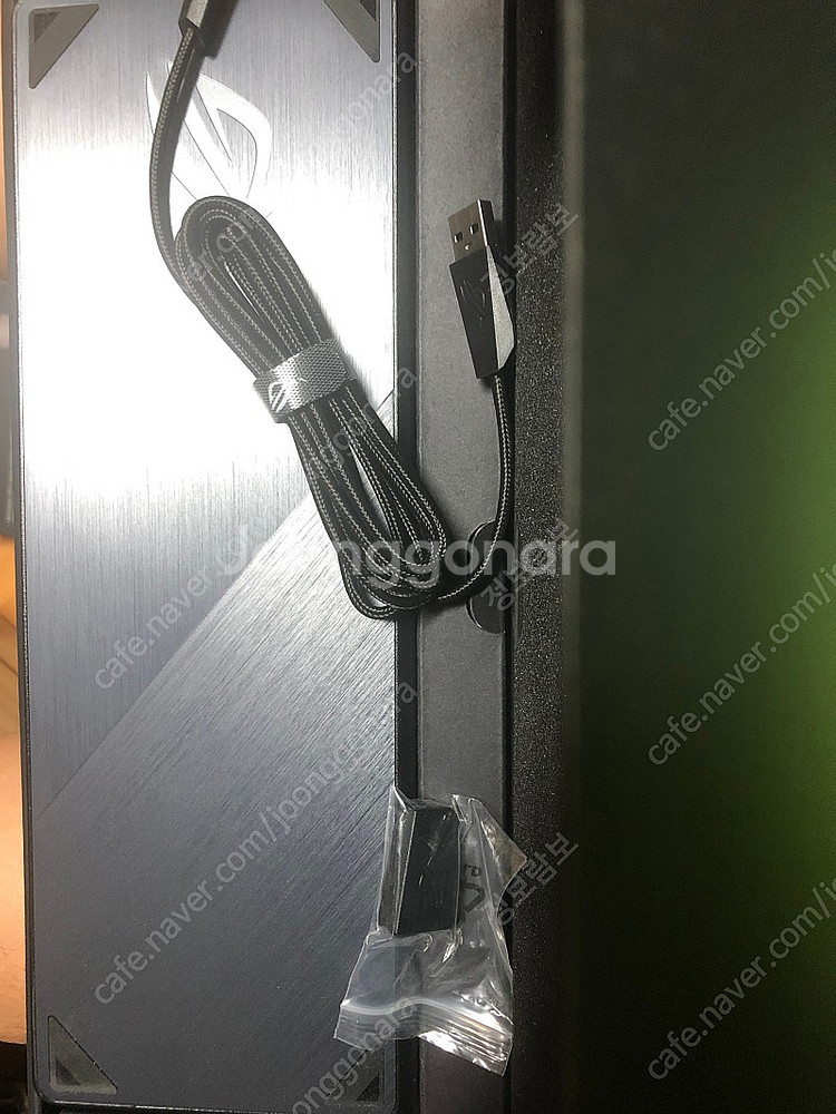 asus rog 팔치온 무선 키보드--1