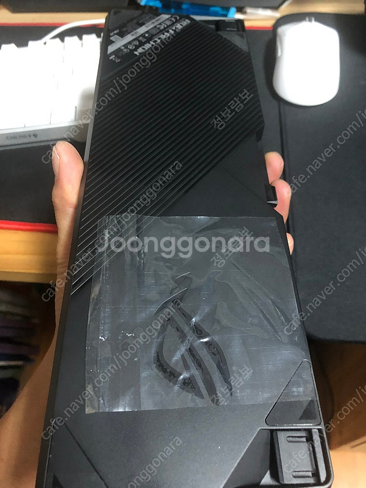 asus rog 팔치온 무선 키보드--2