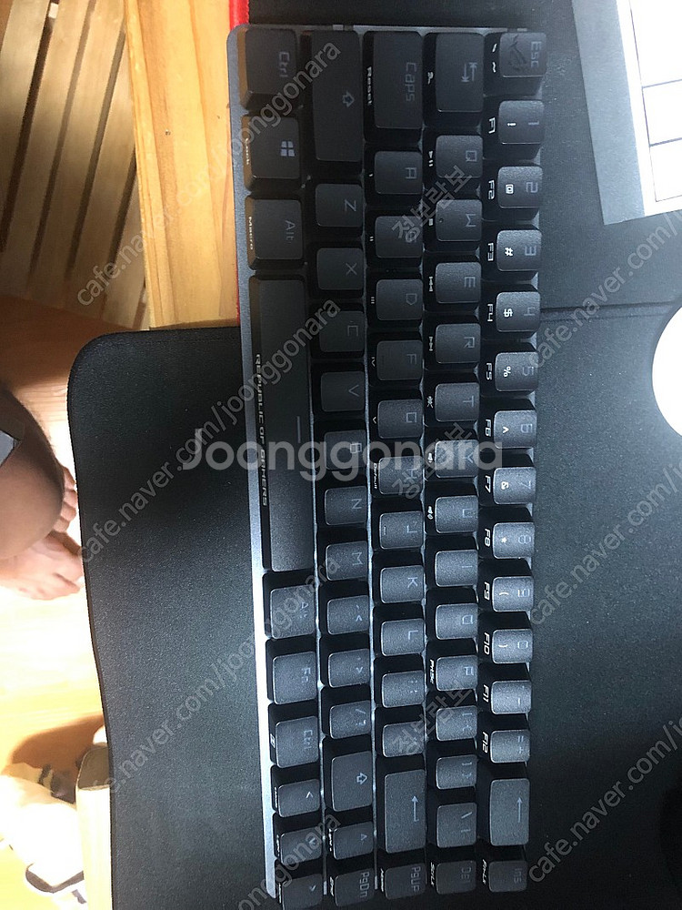 asus rog 팔치온 무선 키보드--6