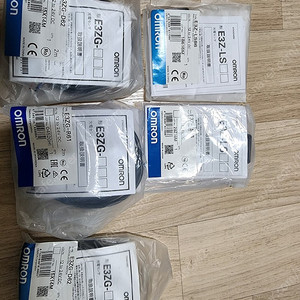 E3Z-L86,E3ZG-D62,E3ZG-R61(미개봉품) 옴론 포토 센서 저렴하게 판매 합니다.