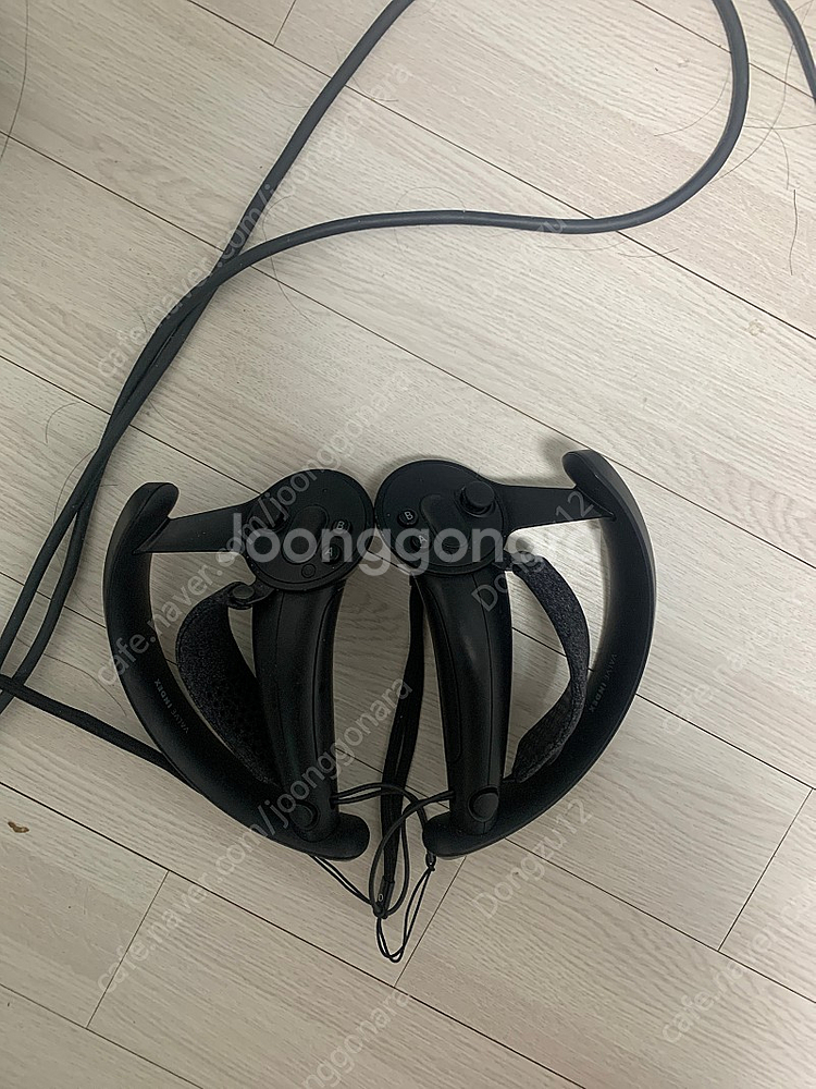 Vr 풀세트 팝니다(인덱스 컨트롤러, 바이브 HMD, ...--3