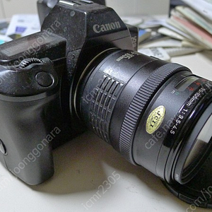 필름카메라 EOS 650 +EF35-105mm,f3.5-4.5 팝니다,,