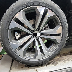 한국타이어 벤투스 S1 EVO3 SUV 285 40 22 4개