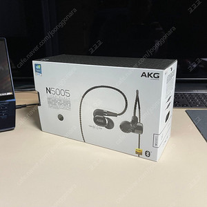 AKG N5005