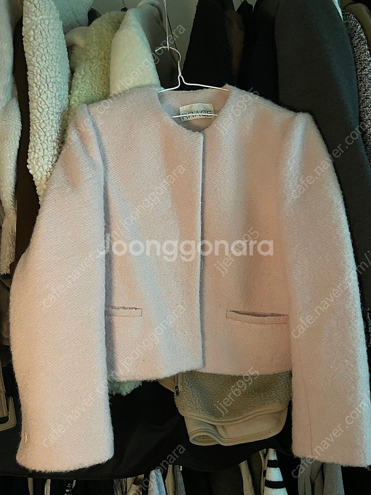 rrace 핑크 부클 자켓--1