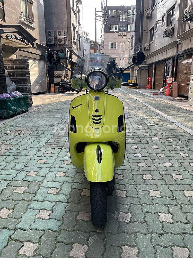 베스파gts300--0