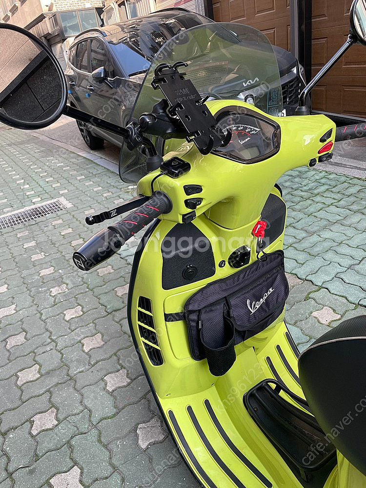 베스파gts300--6