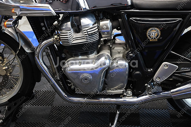 로얄엔필드 컨티넨탈gt650--7