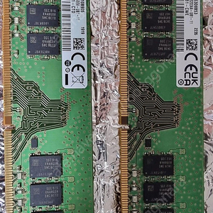 삼성정품 램 DDR4 16기가 ×2 팝니다.
