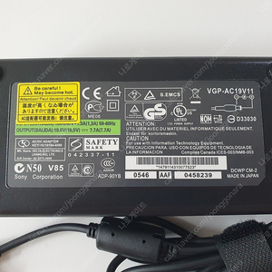 19.5v 7.7a 150w made in japan(소니 바이오 노트북, LG 모니터 정품 아답타 어댑터(6.5*4.4) (19v~19.5v / 7.7a 이하제품에 사용가능)