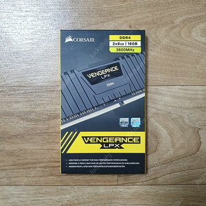 커세어 벤전스 DDR4 3600 CL16 16GB(2x8GB) 택포