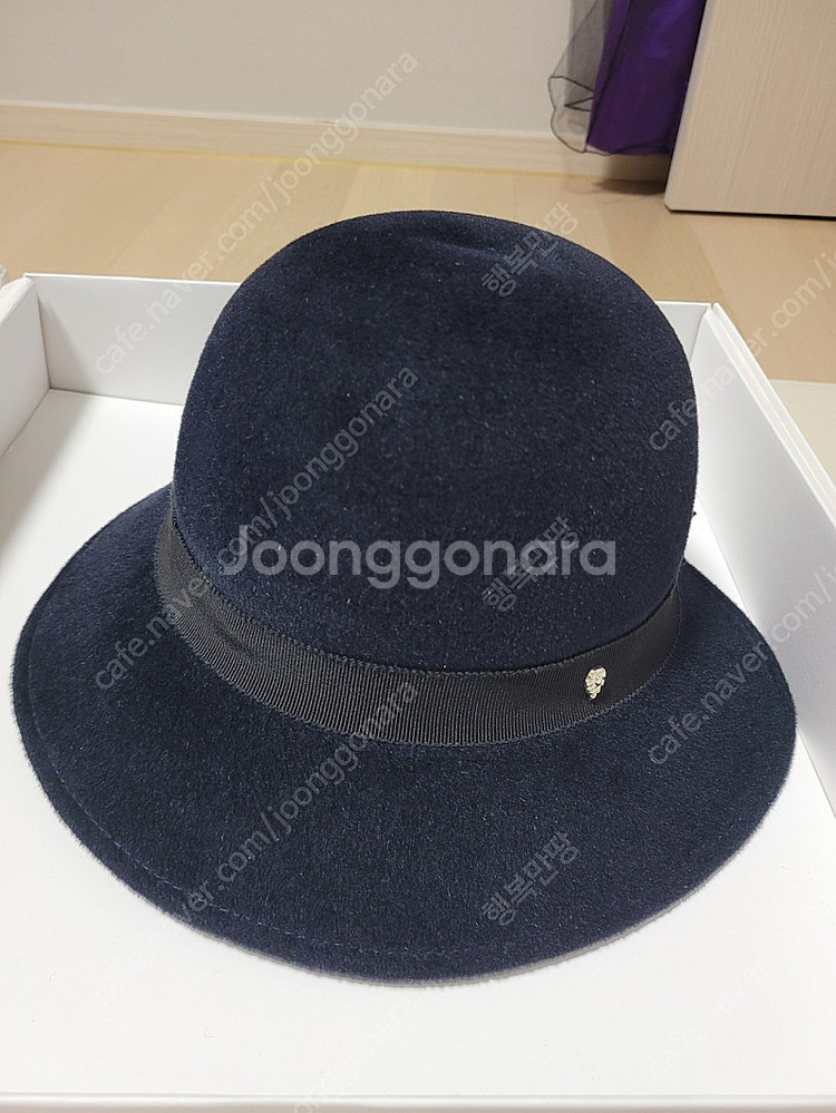 헬렌카민스키 데이지 네이비--0