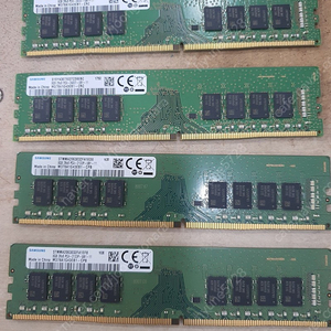 외산 / 삼성 DDR4 8G / 16G 메모리 팝니다