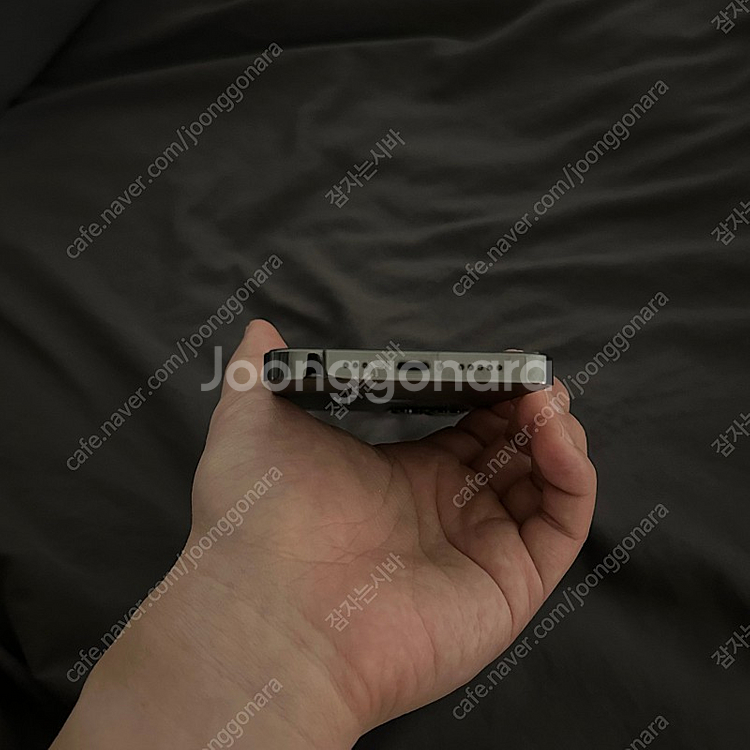 아이폰12프로 스페이스 블랙 128g 판매합니다.--4