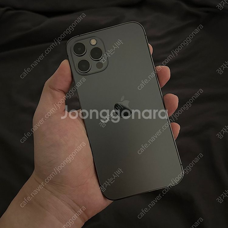 아이폰12프로 스페이스 블랙 128g 판매합니다.--6