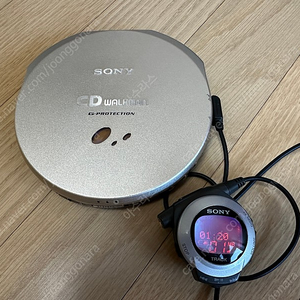 sony d-ej915와 e01 리모컨 팝니다.