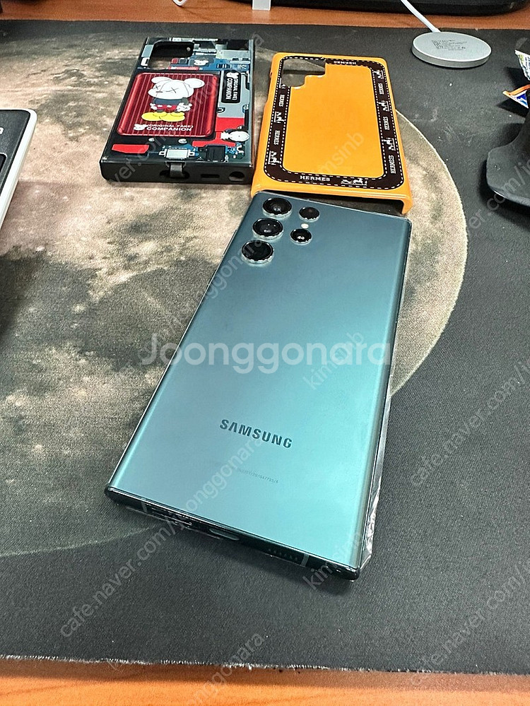 삼성 갤럭시 S22 울트라 SSS급 256G 기스, 스크래치X 새상품급--7