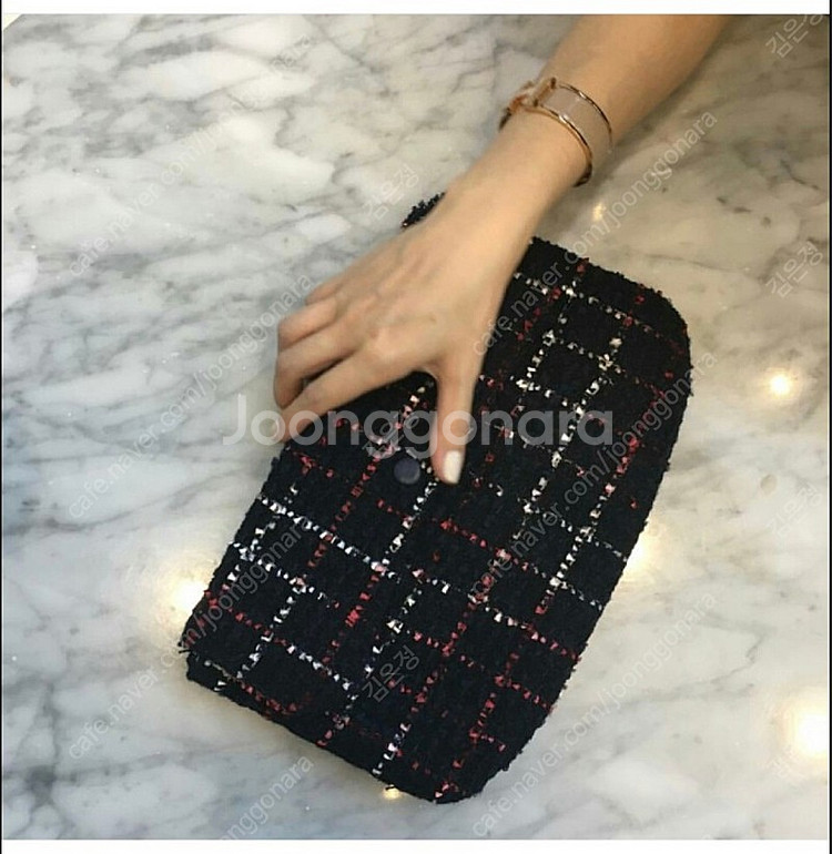 봉긋 트위드 클러치--0