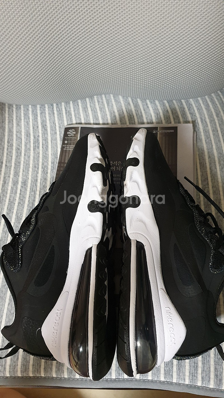 나이키 에어맥스 270 리액트(235)--4