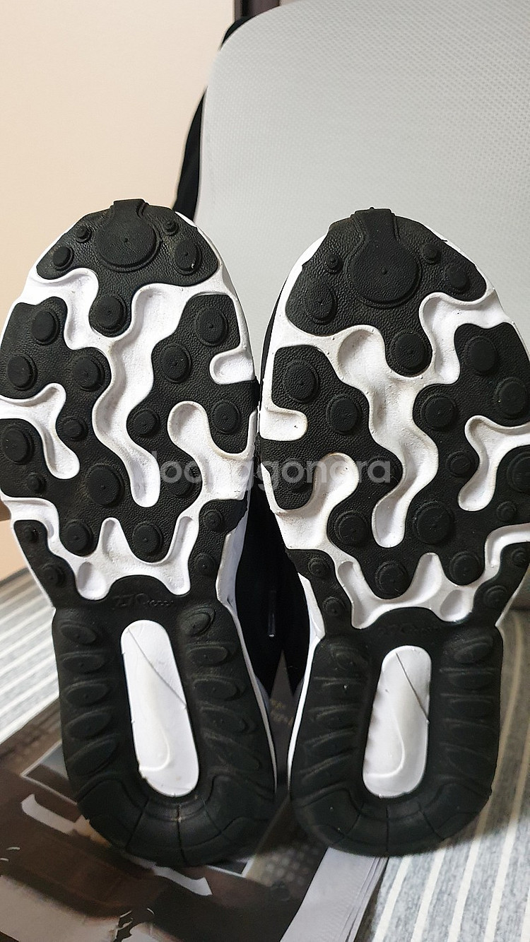 나이키 에어맥스 270 리액트(235)--7