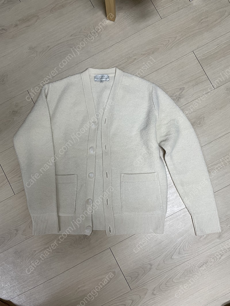 스튜디오니콜슨 니트 가디건 판매 | 중고나라 - 안심되는 중고거래