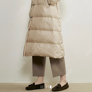 더캐시미어 하이넥 구스패딩55사이즈