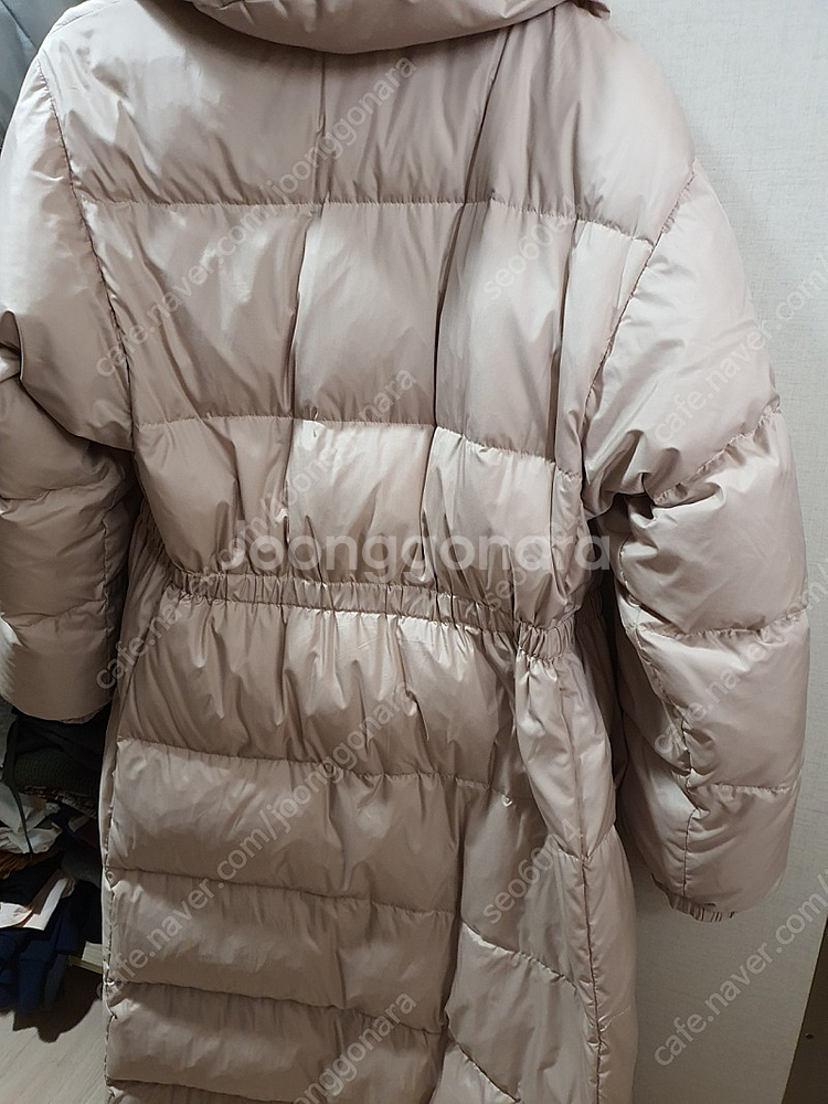 더캐시미어 하이넥 구스패딩55사이즈--8