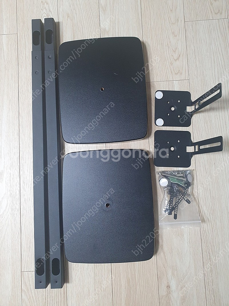 sf08 리어스피커 스탠드 팝니다. (q950a 호환)--0