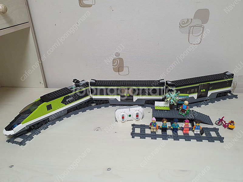 레고 60337 고속열차 판매합니다.--2