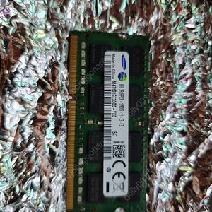 삼성 노트북램 DDR3 8GB 2RX8 PC3L 12800S 1개 팝니다