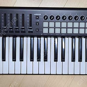 Novation Launchkey 42 MK2 마스터키보드