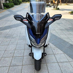 혼다 포르자300 19년형 판매합니다