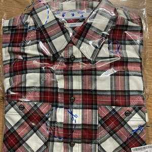 오프화이크 체크셔츠 새 상품 판매합니다