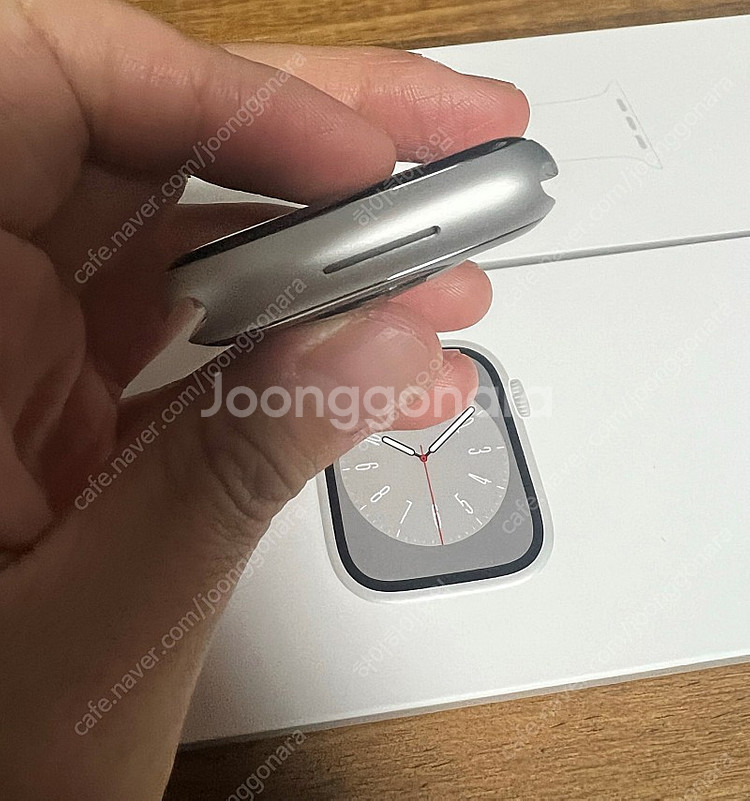 애플워치8 45mm 알루미늄 실버 판매합니다.--3