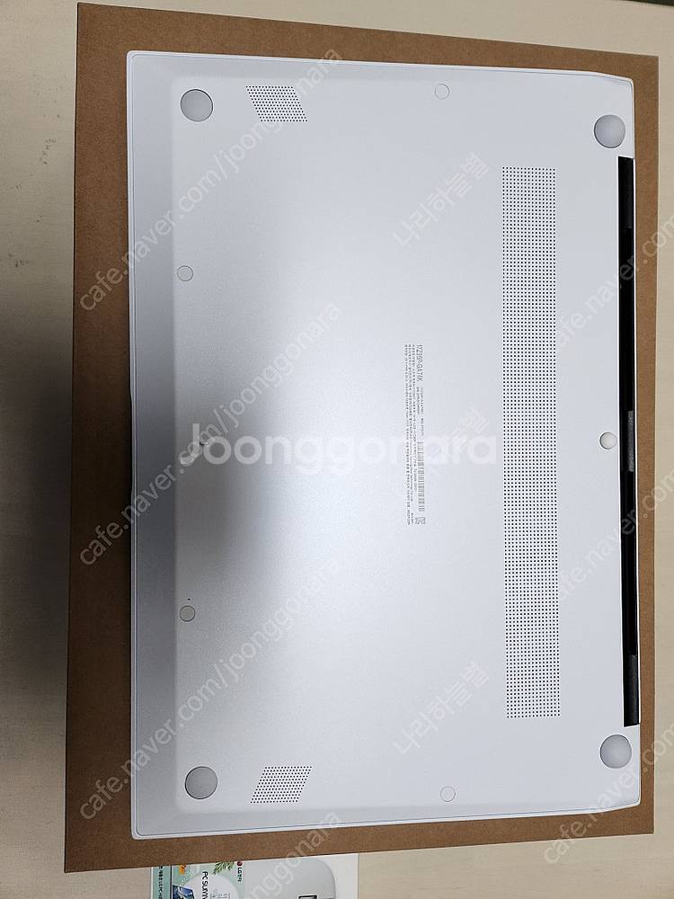 2022년 신모델로 2월에 구매한 상태 좋은 17Z95...--2