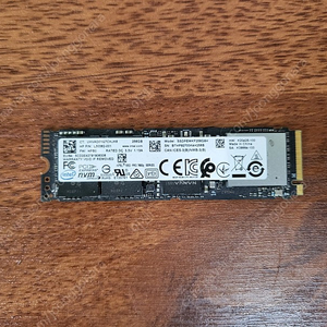 인텔 256GB NVMe SSD (PRO 7600p Series)