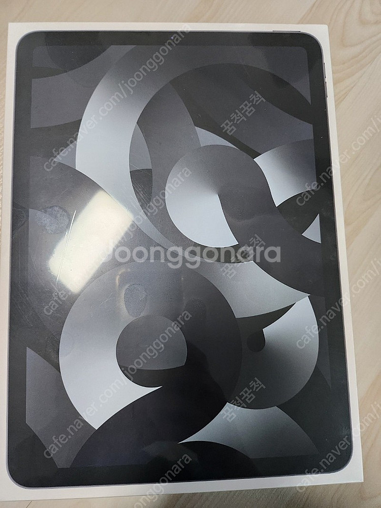 미개봉 아이패드에어5 WIFI 64GB 스페이스그레이 입니다--0
