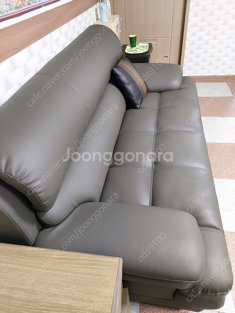 천연가죽 쇼파--1