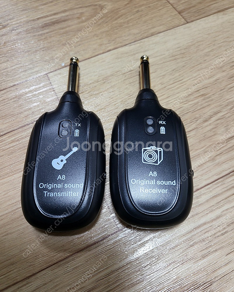 일렉기타 무선 송수신기 A8 팝니다.--0